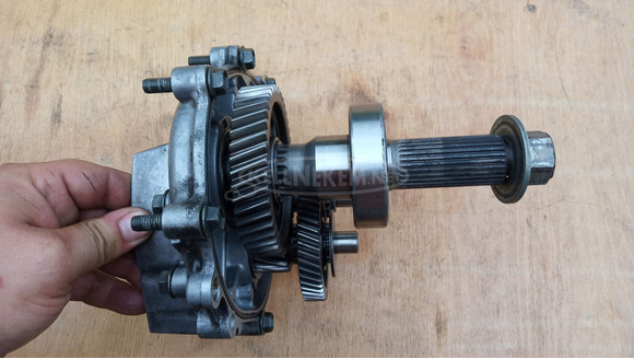 Suzuki Burgman 250 (merci lámpás) hátsó végáttétel - 10/10