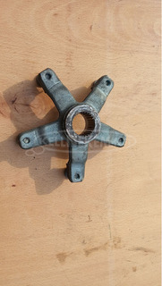 Suzuki Burgman 250 - 400 (merci lámpás) hátsó kerékagy