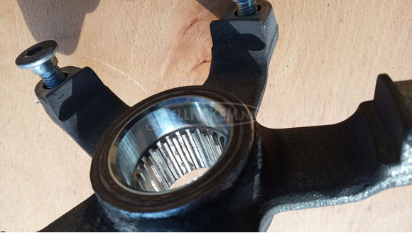 Suzuki Burgman 250 - 400 (merci lámpás) hátsó kerékagy