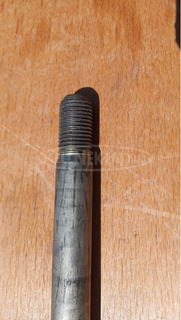 Suzuki Burgman 250 - 400 (merci lámpás) első keréktengely