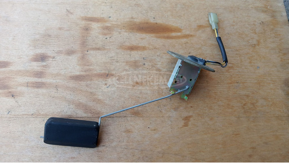 Suzuki Burgman 250 - 400 (merci lámpás) üzemanyag szintjelző - 1/8