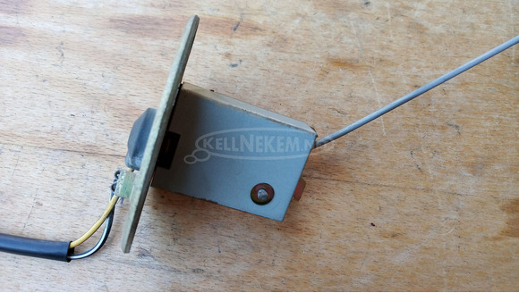 Suzuki Burgman 250 - 400 (merci lámpás) üzemanyag szintjelző - 5/8