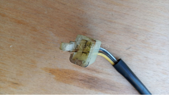 Suzuki Burgman 250 - 400 (merci lámpás) üzemanyag szintjelző - 8/8