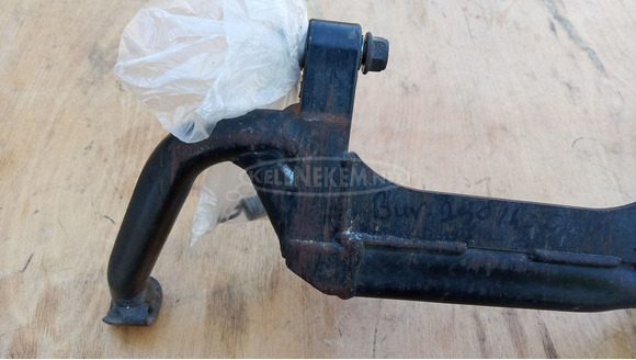 Suzuki Burgman 250 - 400 (merci lámpás) középtámasz - 2/9