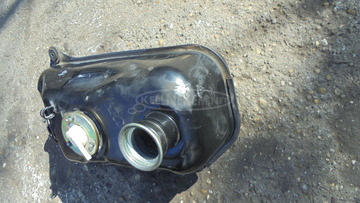 Suzuki Burgman 250 - 400 (merci lámpás) üzemanyag tank