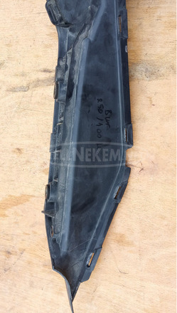 Suzuki Burgman 250 - 400 (merci lámpás) hátsó taposó jobbos