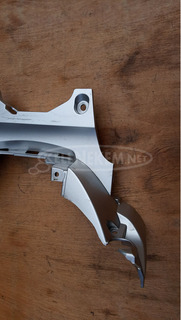 Suzuki Burgman 250 - 400 (merci lámpás) háttámla burkolat ezüst