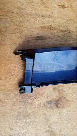 Suzuki Burgman 250 - 400 (merci lámpás) közép idom felső kék