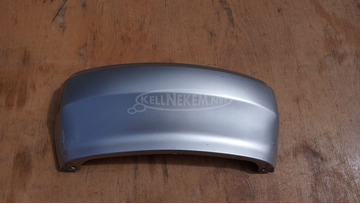 Suzuki Burgman 250 - 400 (merci lámpás) közép idom alsó