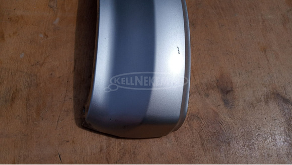 Suzuki Burgman 250 - 400 (merci lámpás) közép idom alsó - 4/9