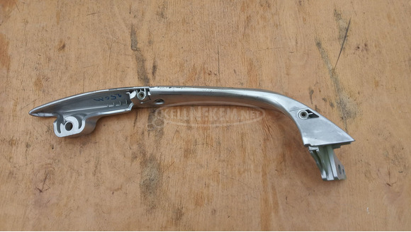 Suzuki Burgman 250 - 400 (merci lámpás) hátsó kapaszkodó balos - 4/6