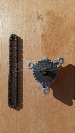 Suzuki Burgman 250 -400 (merci lámpás) olajpumpa - 1/7