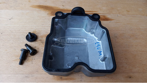 Suzuki Burgman 250 (merci lámpás) szelepfedél - 5/6