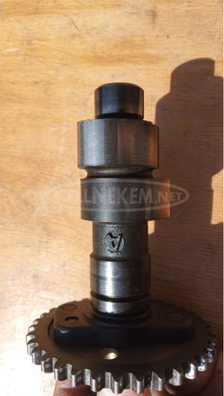 Suzuki Burgman 250 (merci lámpás) vezérműtengely - 3/9