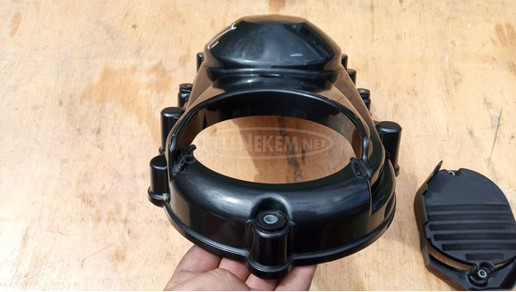 Suzuki Burgman 250 (merci lámpás) kuplung fedél burkolat