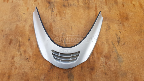 Suzuki Burgman 250 - 400 (merci lámpás) plexi takaró idom sérült - 1/7