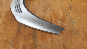 Suzuki Burgman 250 - 400 (merci lámpás) plexi takaró idom sérült