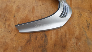 Suzuki Burgman 250 - 400 (merci lámpás) plexi takaró idom sérült