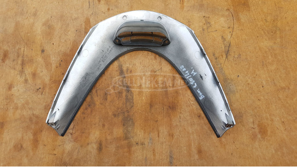 Suzuki Burgman 250 - 400 (merci lámpás) plexi takaró idom sérült - 4/7