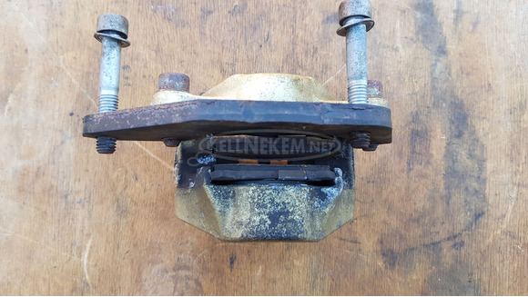 Piaggio x9 500 evo hátsó féknyereg