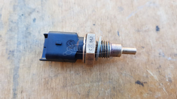 Piaggio x9 500 vízhőmérséklet jeladó