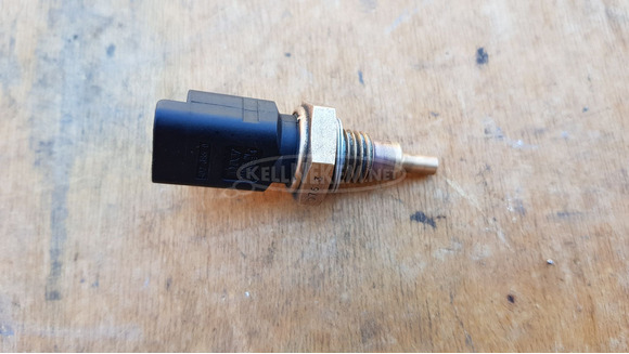 Piaggio x9 500 vízhőmérséklet jeladó - 2/5