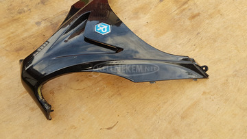 Piaggio x9 500 evo első idombetét fekete