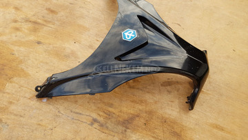 Piaggio x9 500 evo első idombetét fekete