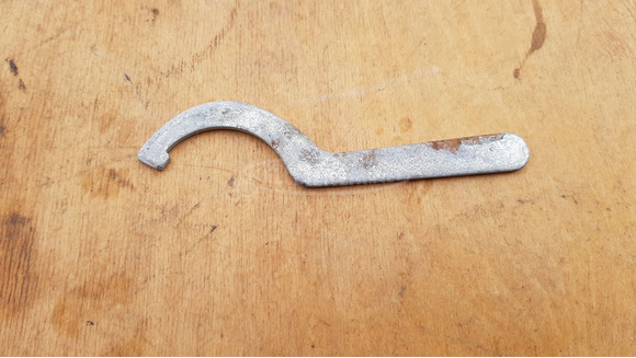 Piaggio x9 500 evo hátsó lengéscsillapító állító kulcs - 2/2