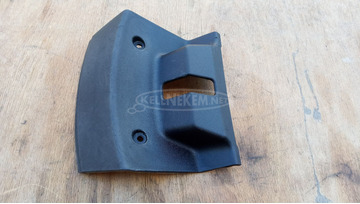 Piaggio x9 500 evo ülészár körüli műanyag