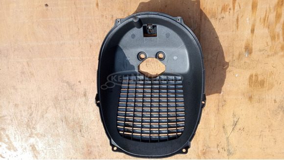 Piaggio X9 125 - 500 hűtő előtti idom