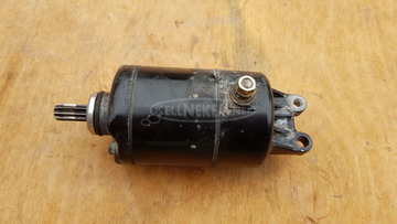 Piaggio x9 250 (honda blokkos) önindító