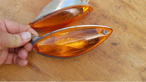 Piaggio x9 125 - 500 első irányjelző pár