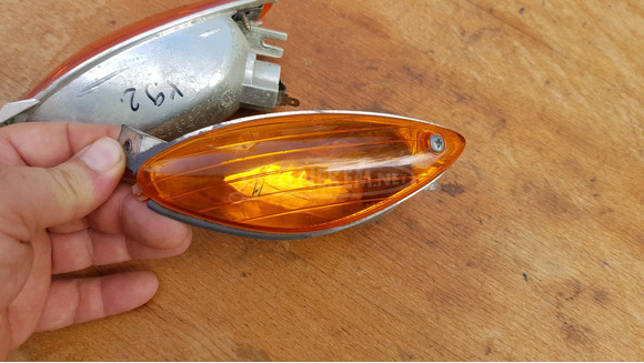 Piaggio x9 125 - 500 első irányjelző pár