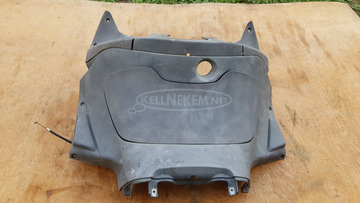 Piaggio x9 250 (honda blokkos) térdidom