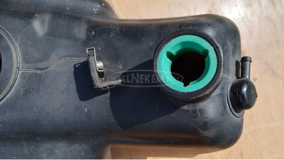 Piaggio X9 125 - 250 üzemanyag tank - 6/8