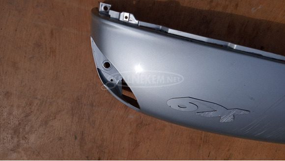 Piaggio X9 180 Amalfi oldalidom balos sérült