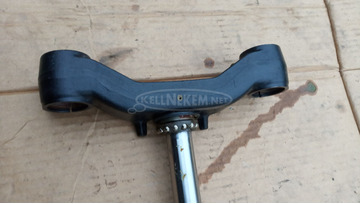 Suzuki Burgman 250 - 400 2003-2006 T szár kormányszár kormányoszlop