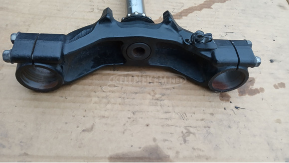 Suzuki Burgman 250 - 400 2003-2006 T szár kormányszár kormányoszlop