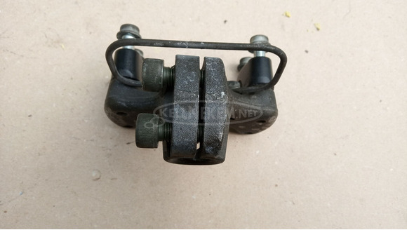 Suzuki Burgman 250 - 400 2003-2006 kormánytartó konzol