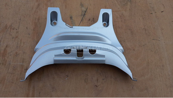 Suzuki Burgman 250 - 400 2003-2006 háttámla burkolat - 4/8