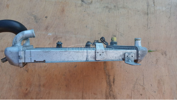 Suzuki Burgman 250 - 400 2003-2006 hűtő