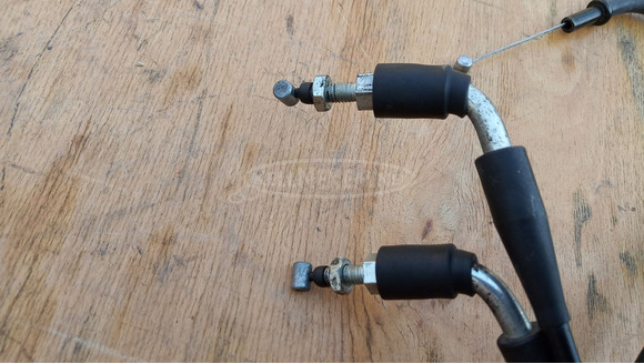 Suzuki Burgman 250 2003-2006 gázbovden