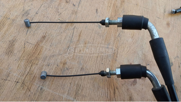 Suzuki Burgman 250 2003-2006 gázbovden