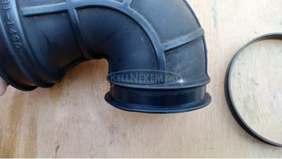 Suzuki Burgman 250 2003-2006 légszűrő könyökcső - 7/10