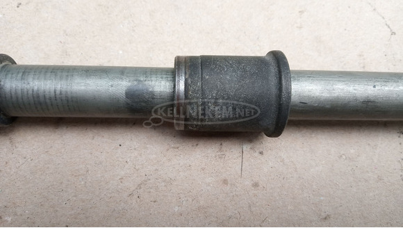 Suzuki Burgman 250 - 400 2003-2006 első keréktengely