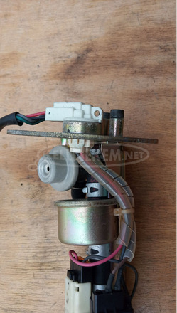 Suzuki Burgman 250 - 400 2003-2006 benzinpumpa - 2/10