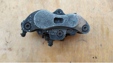 Suzuki Burgman 250 - 400 2003-2006 első féknyereg