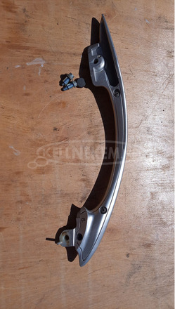 Suzuki Burgman 250 - 400 2003-2006 hátsó kapaszkodó balos