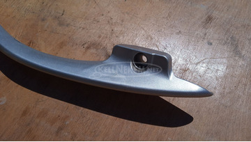 Suzuki Burgman 250 - 400 2003-2006 hátsó kapaszkodó jobbos